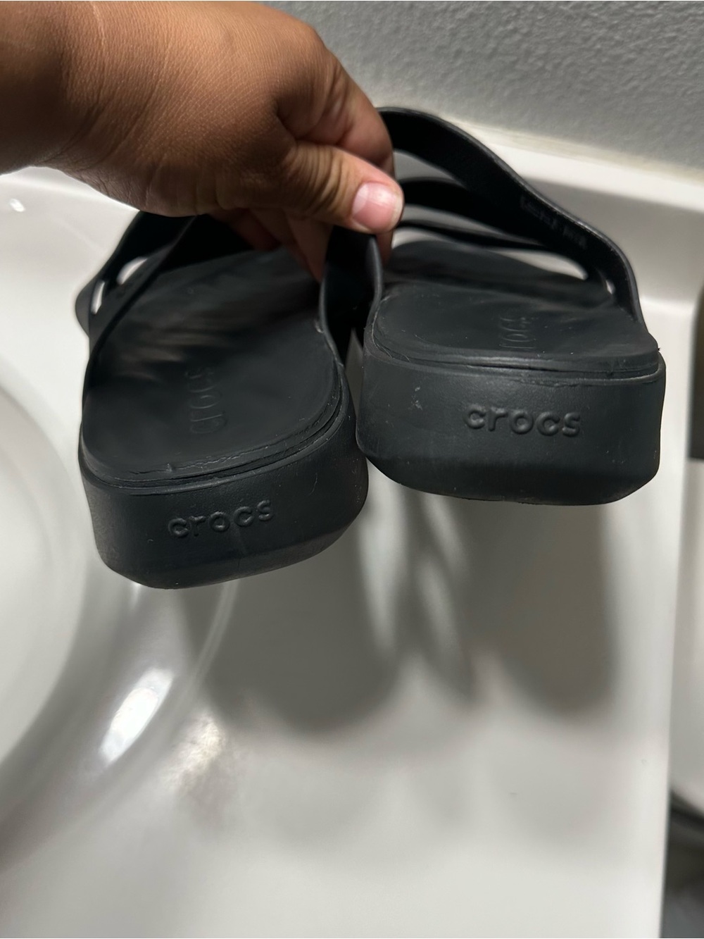 Crocs Women's Getaway Strappy Sandals - Picture 5 of 8